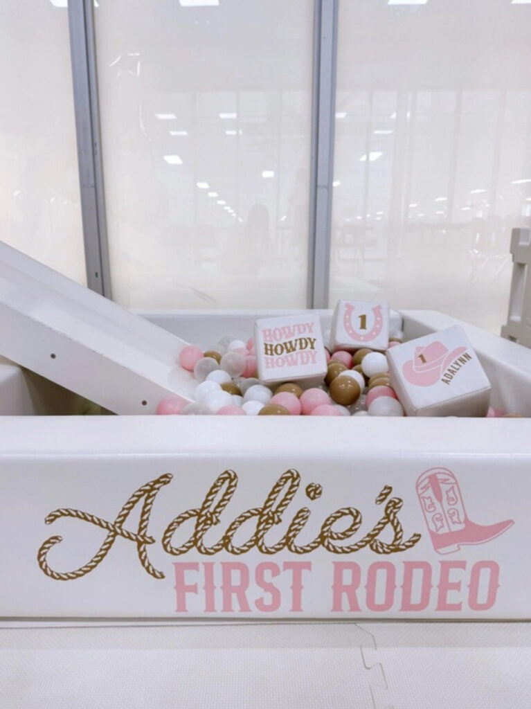 Ball pit styling idea